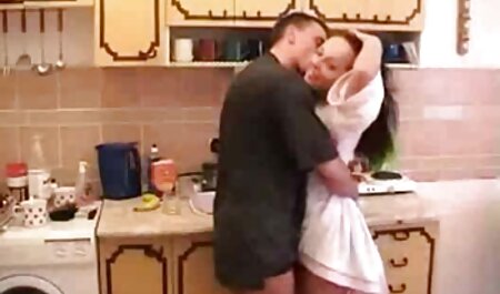 صعود به یک MILF با خانه سکس تجربه با یک عضو آینده.